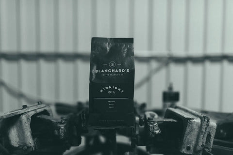 Handshake Quarterly Vol. 4